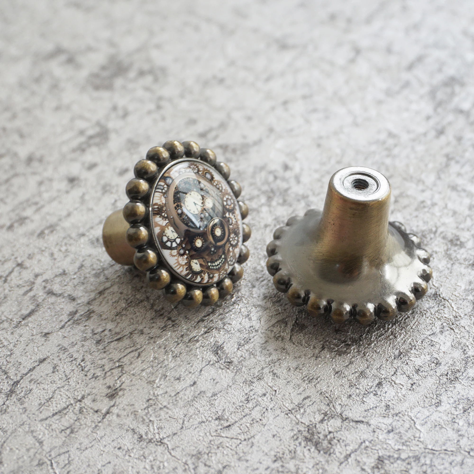 Gear Skull Drawer Knobs Pulls Handles / Kitchen Cabinet Handle / Dresser Drawer Knobs furniture hardware Bronze Silver Copper
