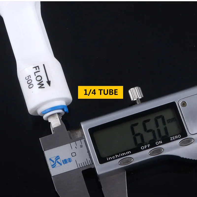 1/4 "أنبوب مستقيم من خلال نوع 500CC تدفق مياه الصرف الصحي منظم تقييد خرطوم التناضح العكسي موصل سريع الأنابيب Fittiing