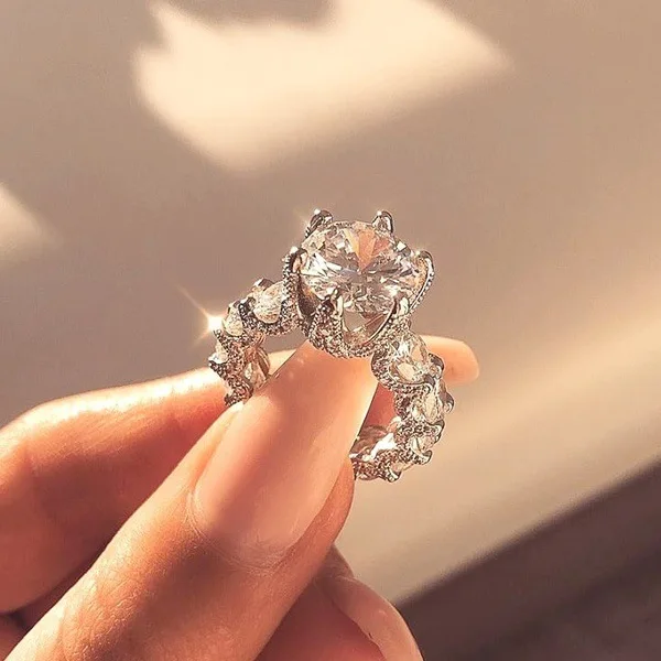 New Arrival Women\'s Ring Zircon Inlaid Female Couple Proposal Engagement Wedding Ring Luxury Jewelry for Women Wholesale