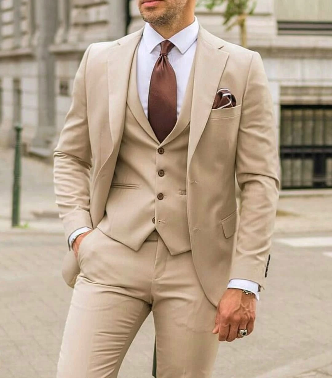 Khaki Groom Wedding Tuxedos 3 Pieces Mens Pants Suits British Soild Color Prom Party Blazer Coat (Jacket+Vest+Pants)