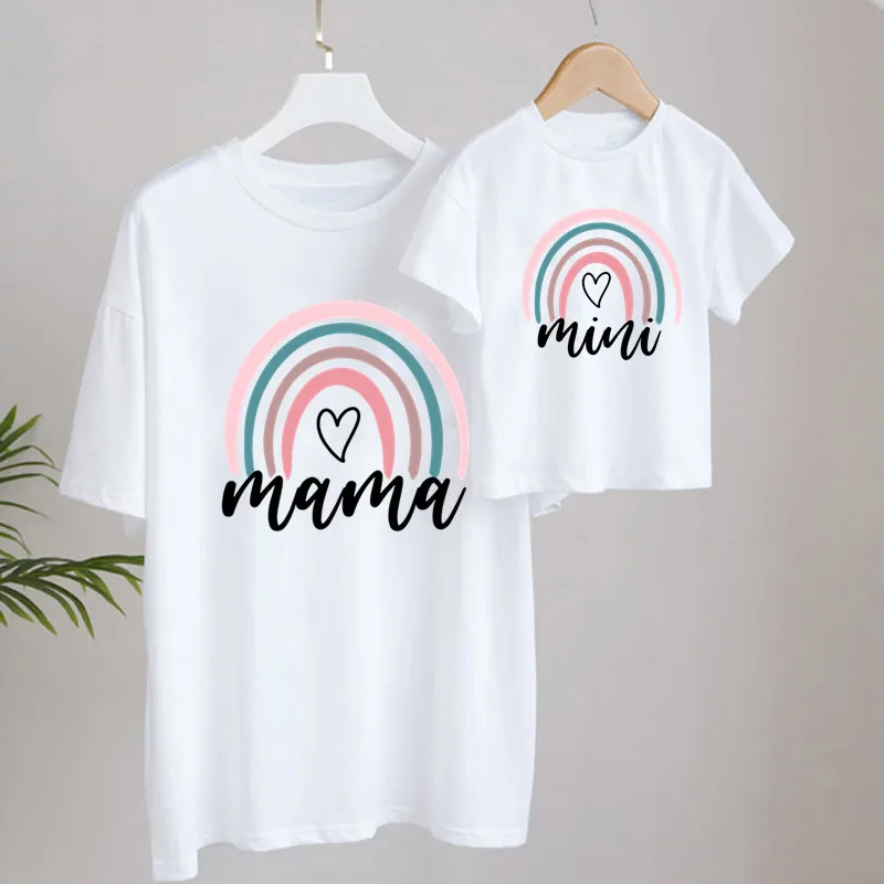 

Pink Rainbow Mama And Mini Family Matching Tshirts Summer Short Sleeve Family Look T-shirts Mother And Daughter Fashion Clothes