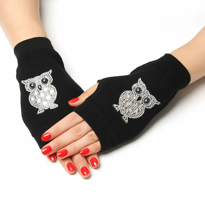 Lovely Cartoon Animals Pattern guanti lavorati a maglia senza dita diamanti paillettes Cool For women's Winter Creativity Personality Gloves