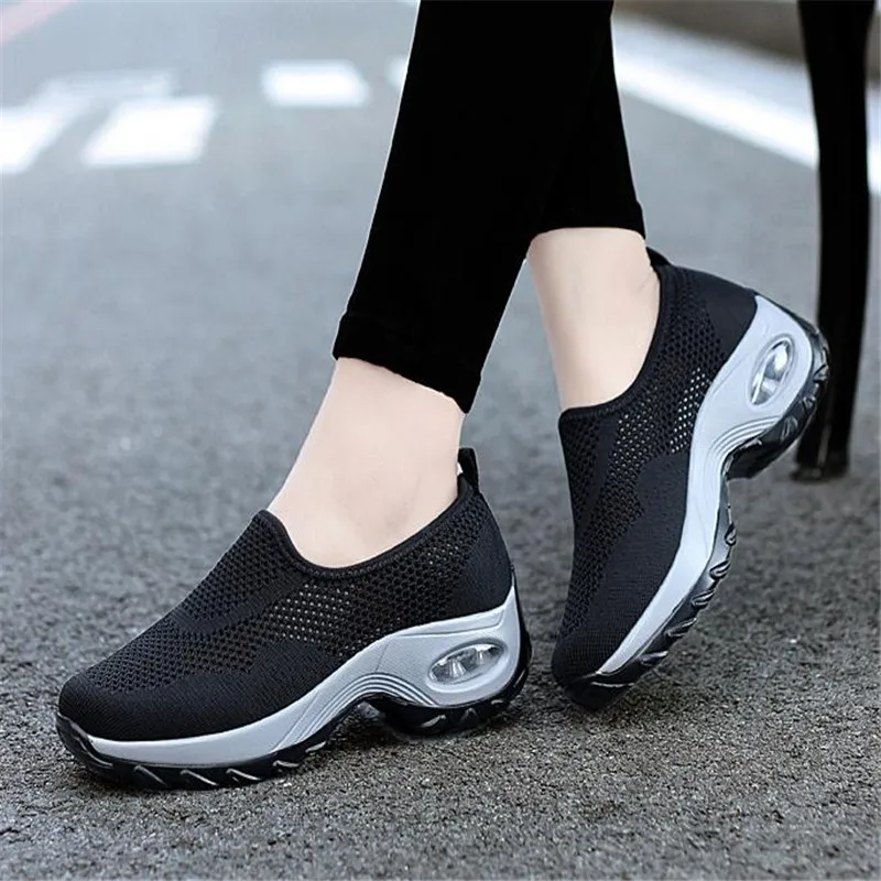 Woman Vulcanized Shoes Thick Bottom Shallow Air Mesh Breathable Slip-On Ladies Sneakers Solid Leisure Plus Size Female Footwear