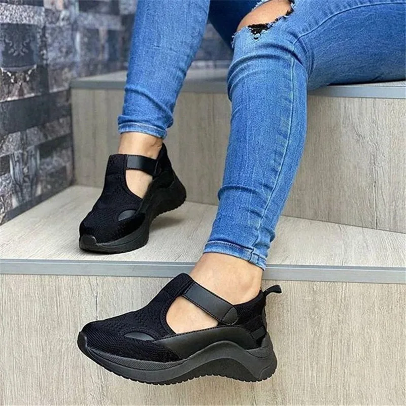 Sandal Wanita 2021 Sepatu Hak Tinggi Baru Ekstra Besar 43 Sandal Sol Tebal Sepatu Hak Tinggi Wanita Musim Panas Mujer Gesper Sandal Jepit