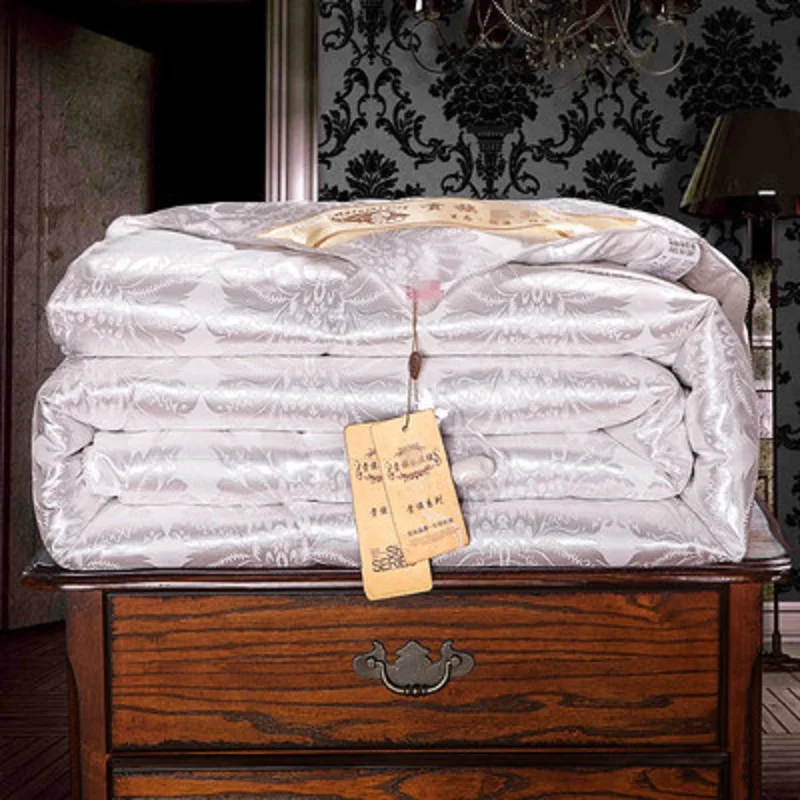 Perfect 100% Natural mulberry silk Four seasons  blanket  Pure cotton Skin-friendly Comfortable and warm high-end perfect quilt