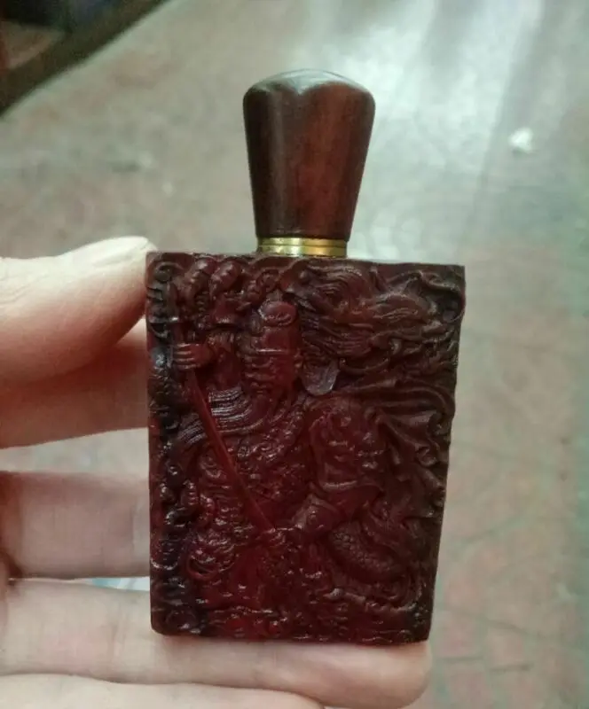 Oriental Rare and beautiful Redwood Hand Carving wood Snuff Bottles GUAN GONG