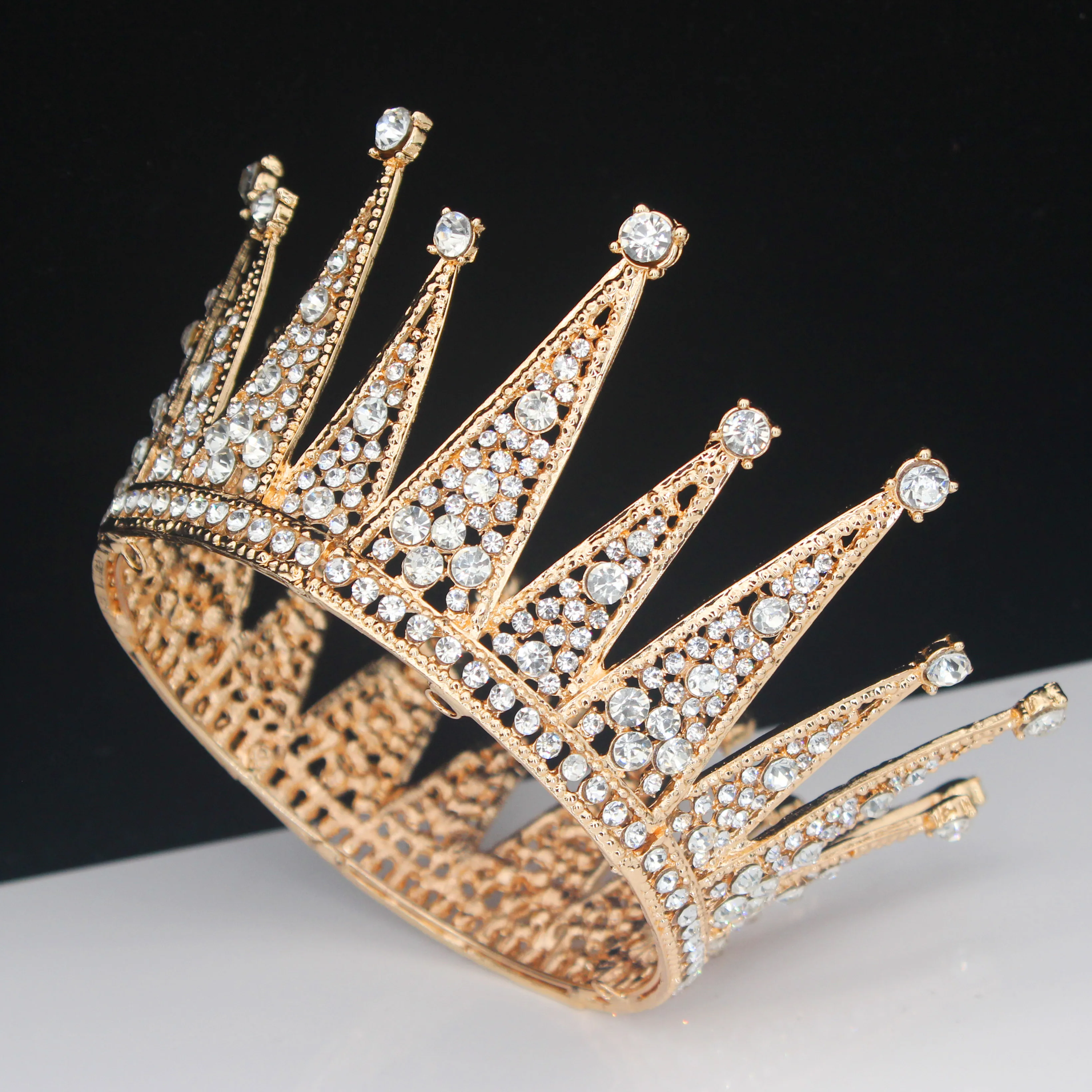 

Vintage Crystal Queen King Tiara Crown Bridal Diadem Headpiece Wedding Hair Jewelry Accessories Women Pageant Hair Ornaments