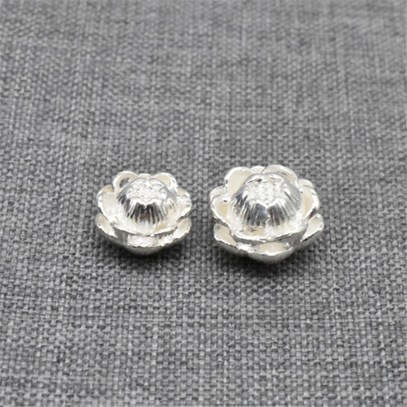 

4 шт. искусственных серебряных бусин в виде цветов для ожерелья и браслета