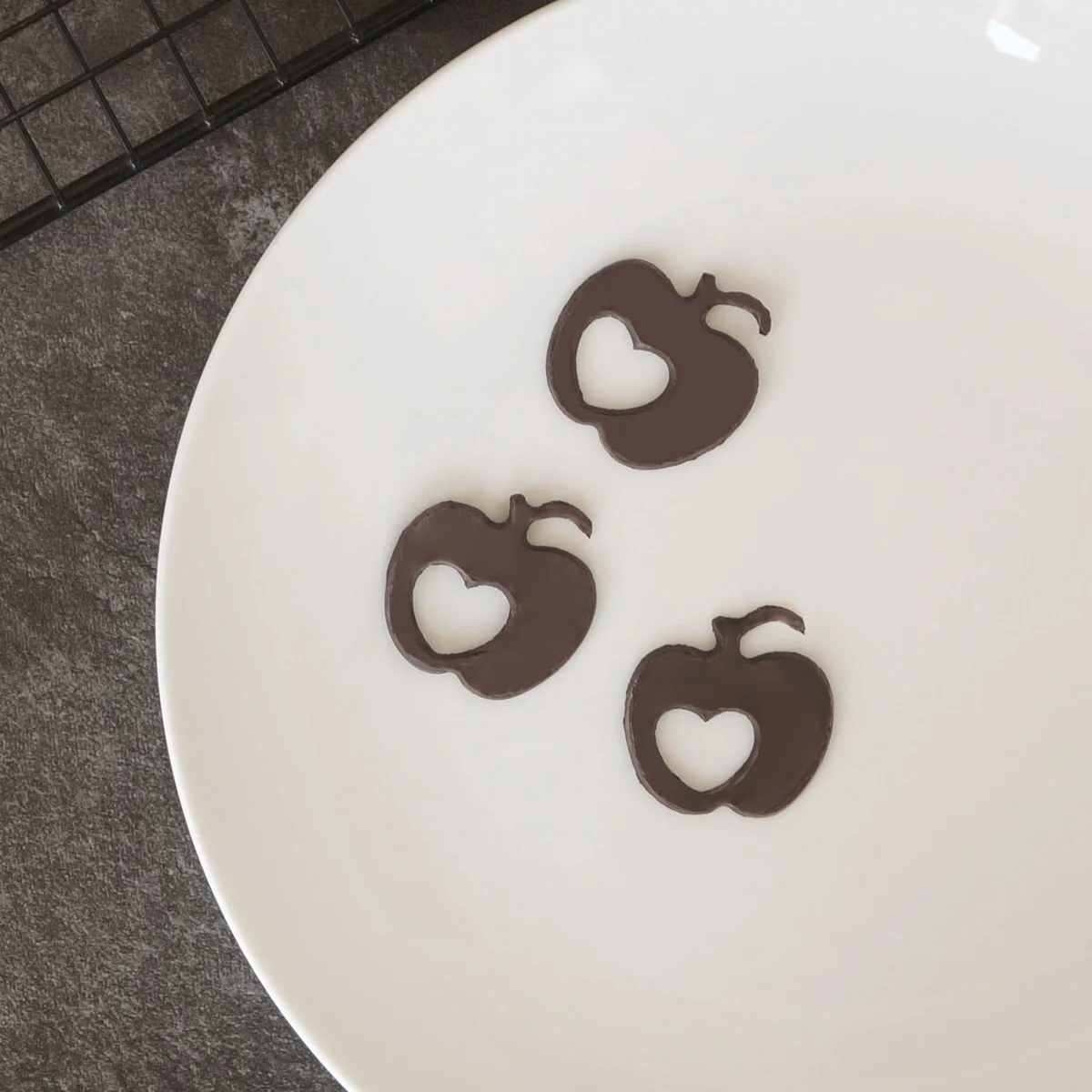 Small Size Apple Shape Silicone Chocolate Mold Cupcake Decorating Transfer Sheet Mould DIY Chocolate Garnish For Dessert
