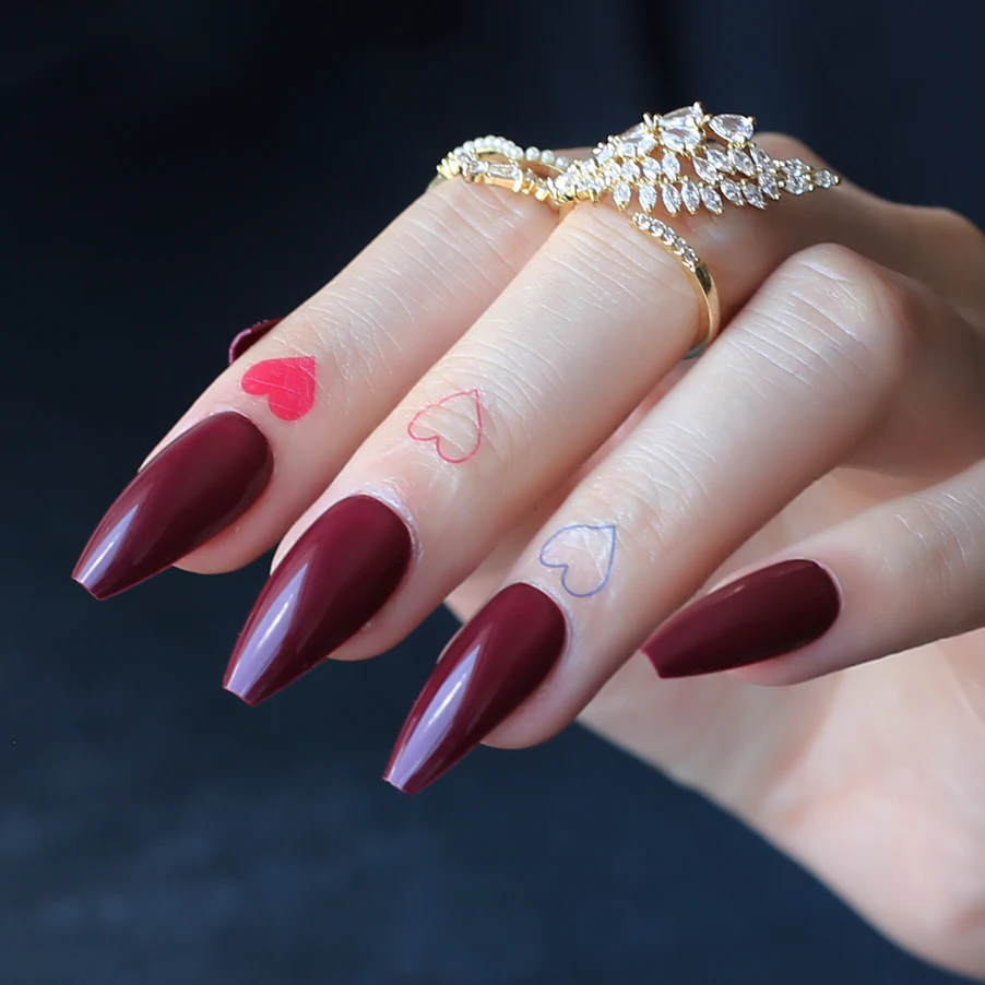 Short Ballet Fake nails Burgundy color False nails Vampire UV gel Coffin Exquisite Medium Artificial nails view 4