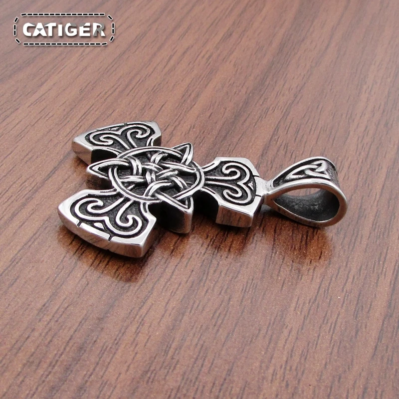 Free Shipping Vintage Witch Triquetra Trinity Celtic Knot Necklace 316 Stainless Steel Pentagram Triple Magic Pendant