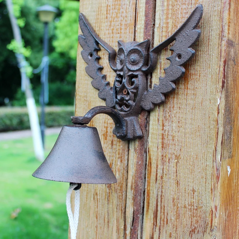 Cast Iron Restic Owl Hand Cranking Wall Bell Farm House Heavy Metal Wall Mounted Welcome Door Bell Flying Owl Hand Cranking Bell