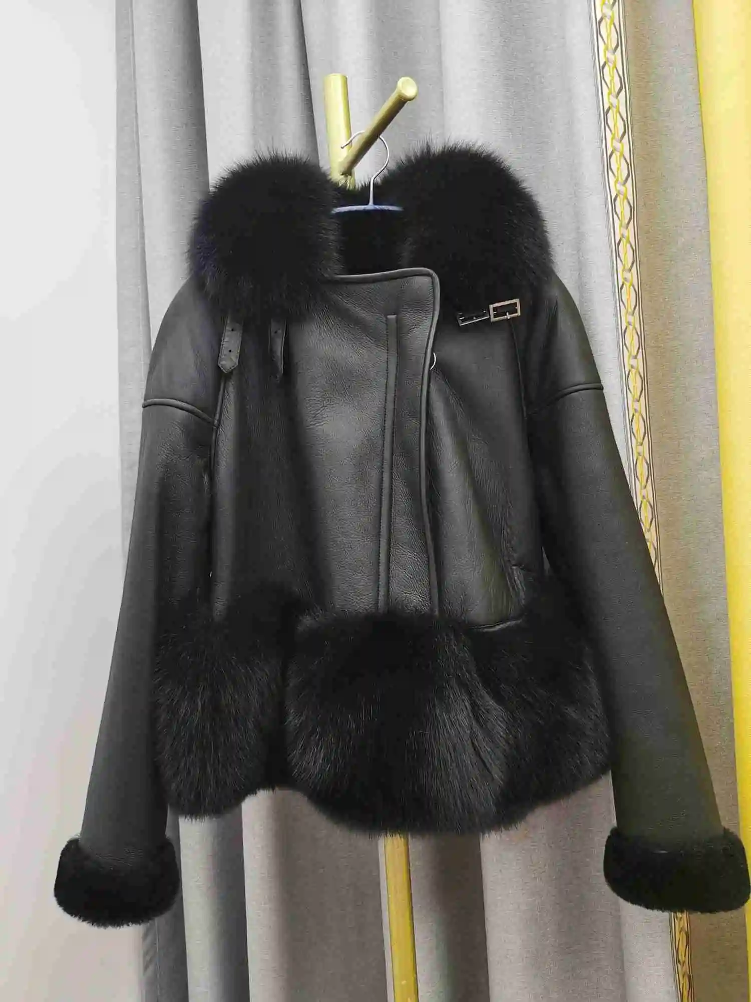 2022 New Casual Winter Vrouwen Dubbele Geconfronteerd Jas Met Fox Bontkraag Real Leather Jacket Warm Wol Liner