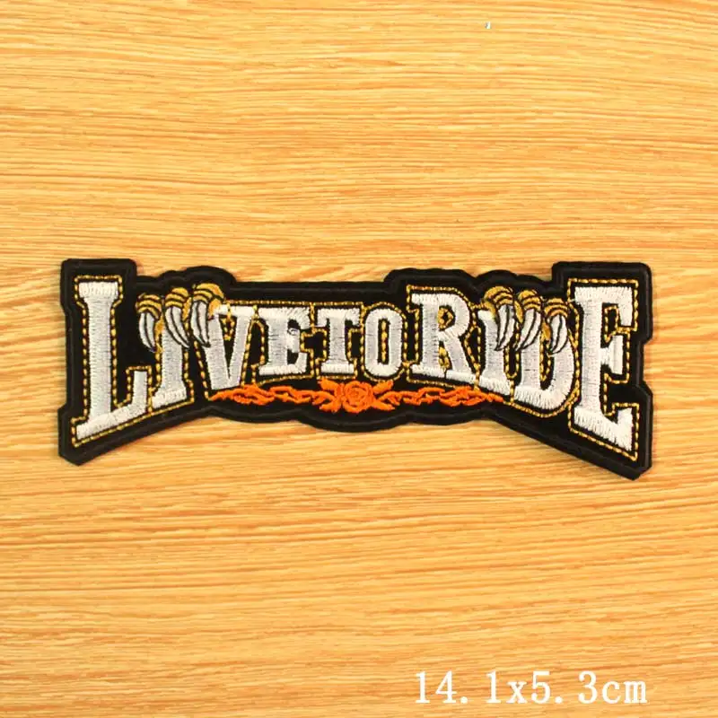 Heart Skull Iron On Patches For Clothing Apparel Tiger Embroidered Patches On Clothes Motorcycle Biker Stripes Wolf Badges Patch
