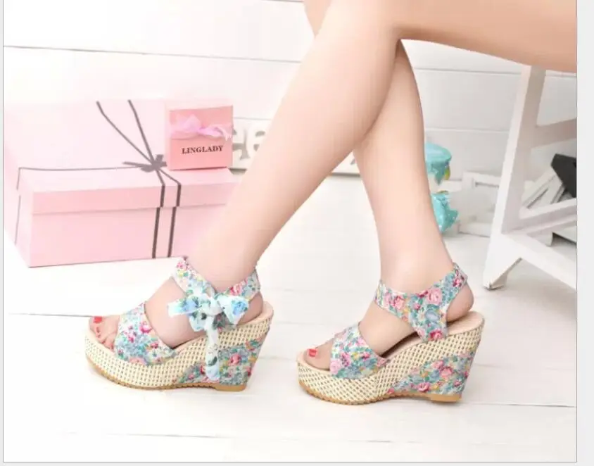 

Hot Ladies Sandals Summer Casual Sandals new Style Fashion Print Lace Ribbons Women Sandals Wedges Platform High Heel Shoes