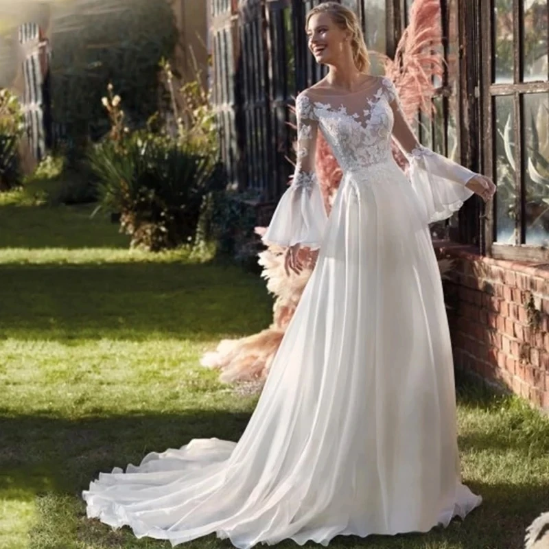 Robe de mariée à manches longues évasées, appliques en dentelle, bouton en mousseline de soie, dos nu, encolure dégagée, magnifiques patients A-ligne, quel que soit sur mesure, 2024