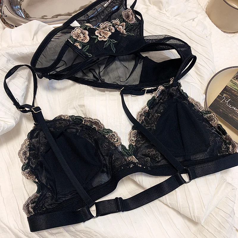 Thin embroidered mesh triangle cup bralette briefs sets no steel ring top support bra panty set sexy women underwear lingerie