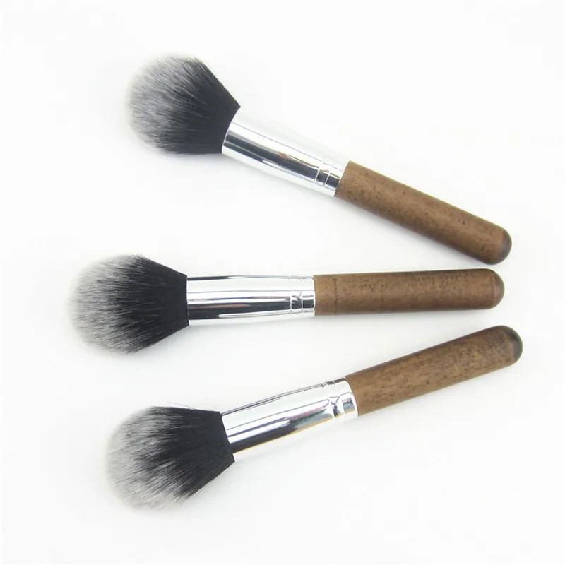 Saiantth – brosse à Blush en bois naturel, brosse de maquillage en poudre, outil cosmétique de mise en évidence, grande beauté simple, poils denses et doux