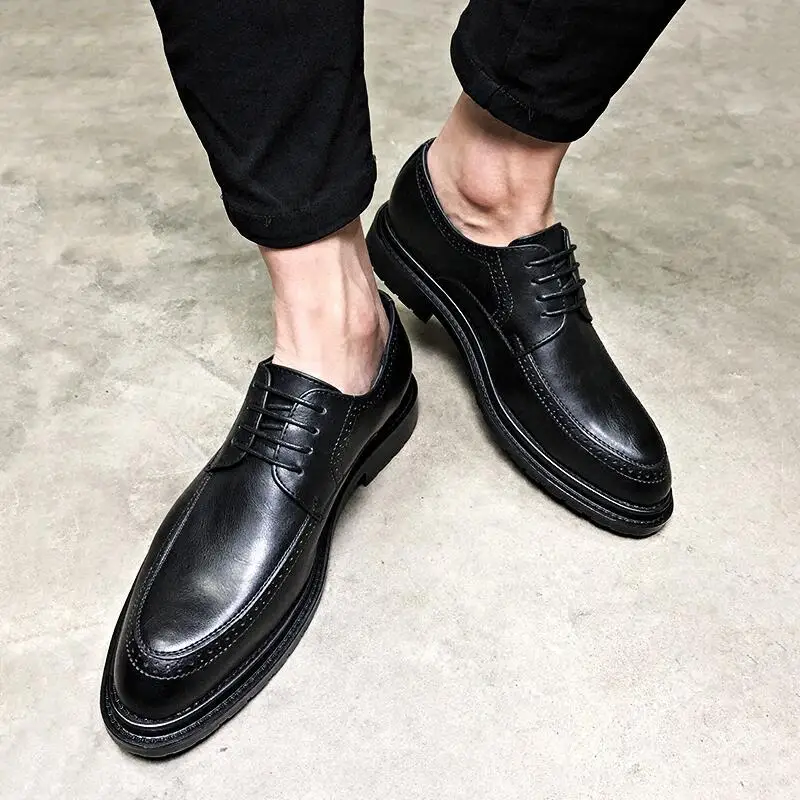 

men's casual business wedding formal dress shoes black natural leather brogue shoes gentlemen breathable bullock sneakers zapato