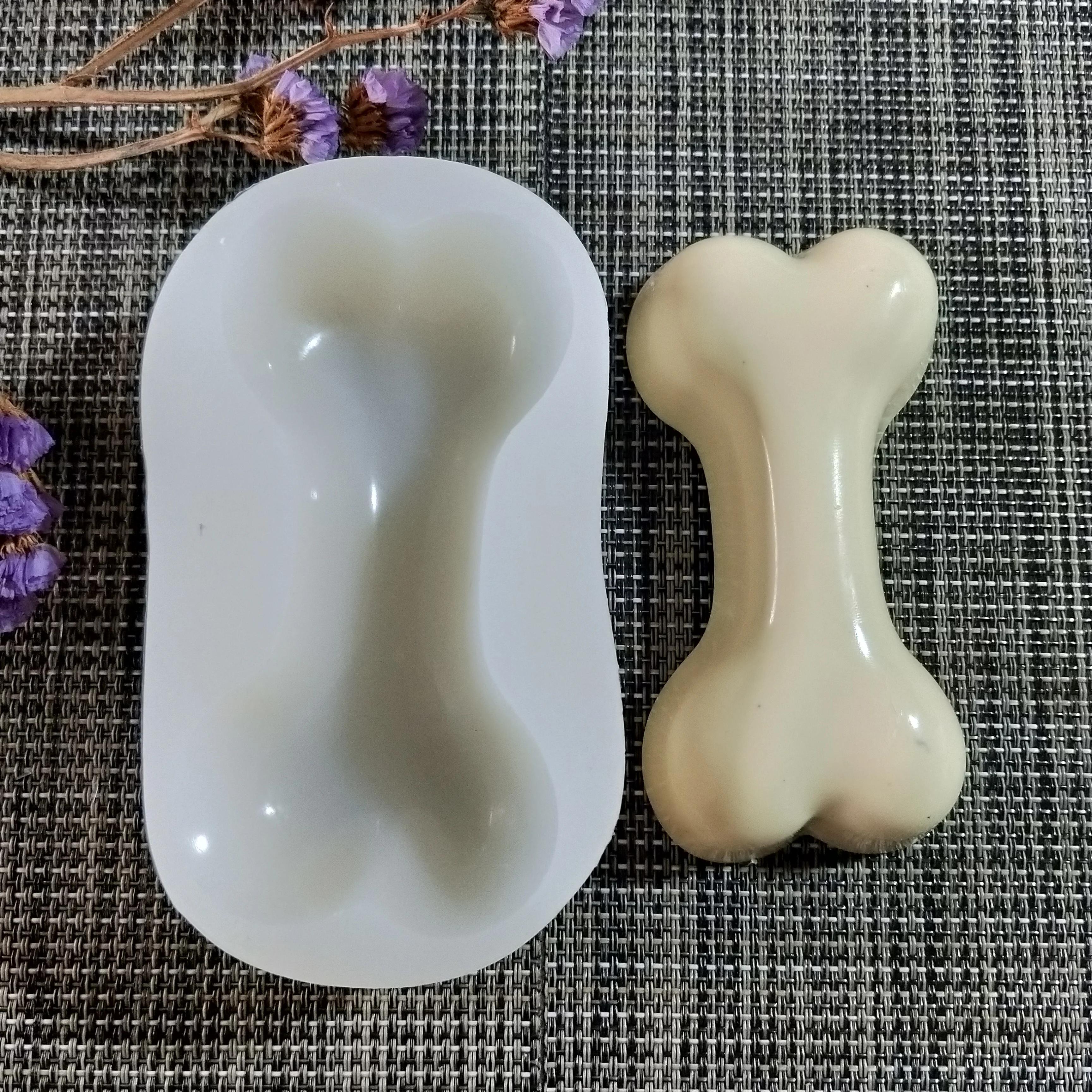 

QT0161 PRZY Bones, Dog Bones Mold Silicone Soap Mould Handmade Soap Making Molds Candle Mold Silicone Resin Clay Moulds