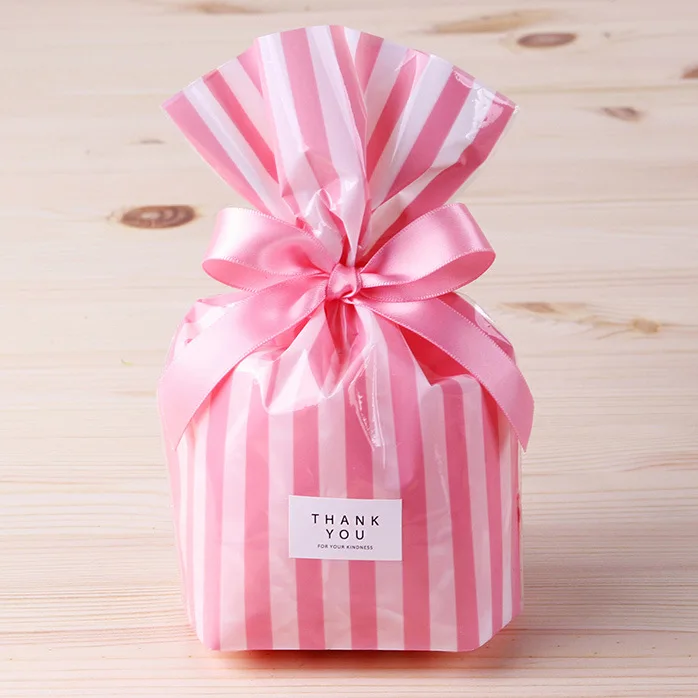 Wedding Favors Cute Bow Tie Stripe Cookie Candy Gift Bags for Candy Biscuits Snack Baking Package Event Party Supplies