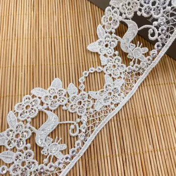 Wysokiej jakości biały poręczny haftowane cekiny tkaniny taśma koronkowa DIY aplikacja do szycia koronki ślubne dodatki krawieckie