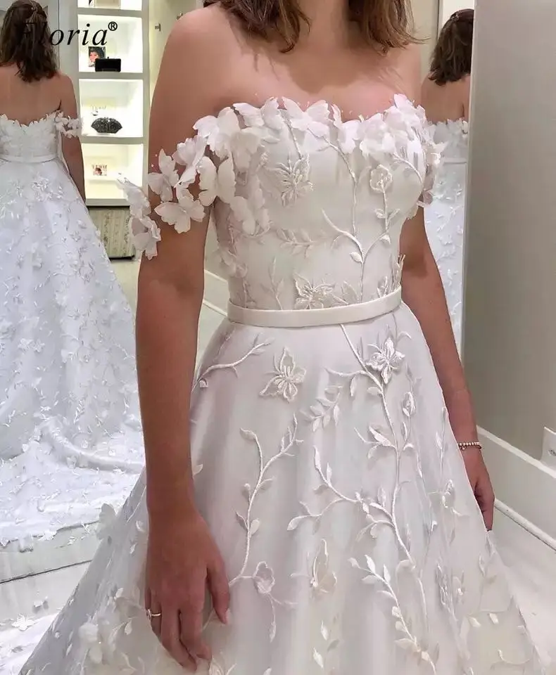 White Wedding Dresses A-Line Lace Off Shoulder Long Bridal Dress Butterfly Pattern Vestido De Novia Plus Size