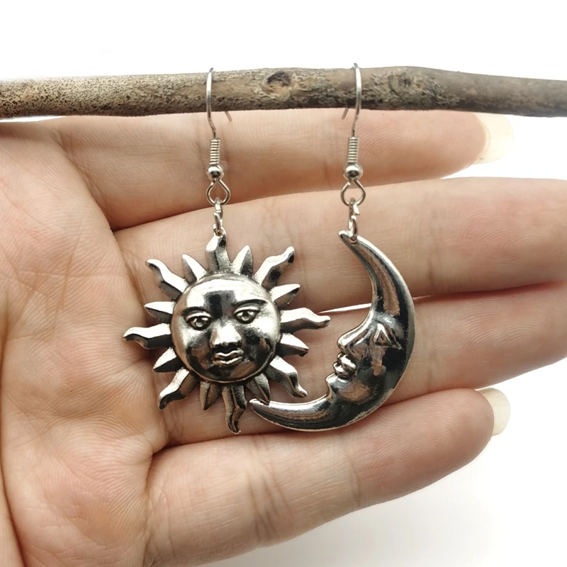 New Silver Color Sun and Moon Earrings Chain Pair of Celestial Best Friends Gift for Friend Long Earring Pendants Women Gift