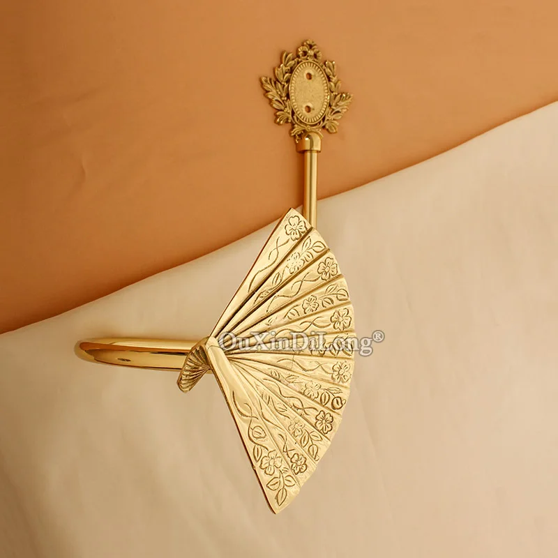 

1Pair American Style Artistic Brass Drapery Holdback Angel/Wing Curtain Hooks Vintage Metal Wall Hook Curtains Accessoires GF535