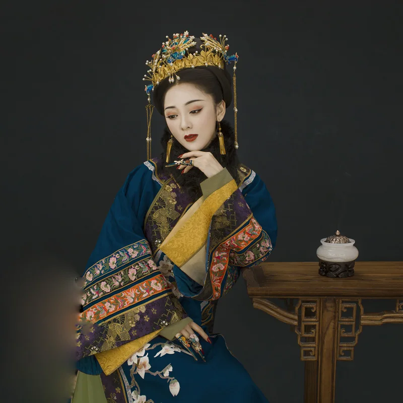 WYJN 6 Designs Qing Dynasty Empress Costume Gorgeous Full Embroidery Drama Hanfu Thematic Photograhy Cosplay Stage Performance