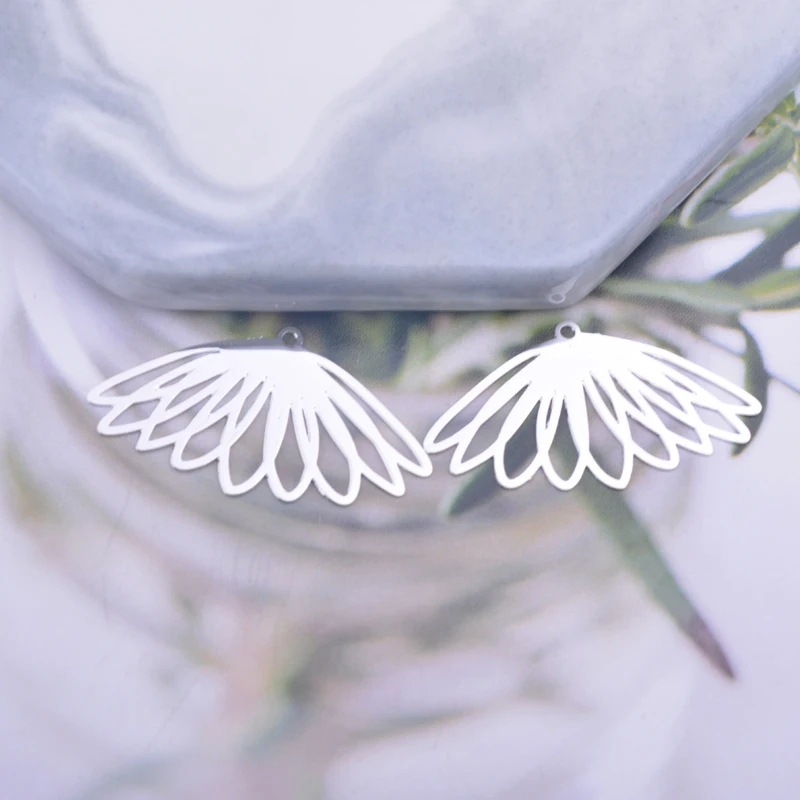50 Stück AC11636 17*30mm Filigrane Messing-Anhänger, versilbert, Blumen-Charms, Roségoldfarben, Charm-DIY-Schmuckzubehör – Detail 2