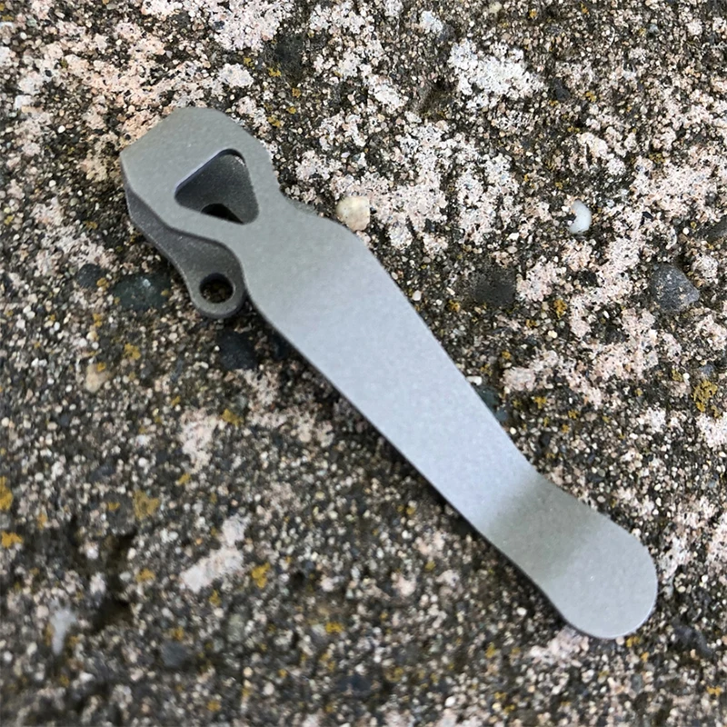 Clip trasero de aleación de titanio para Cuchillo de mariposa 710, navaja de bolsillo plegable personalizada 551, herramienta de Clip trasero,