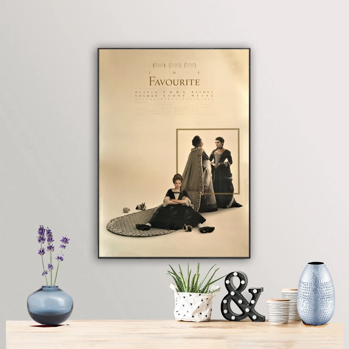 

The Favourite - 2018 Movie Poster Home Decor Classic Movie Cover Art Photo Canvas Poster Print Wall Painting