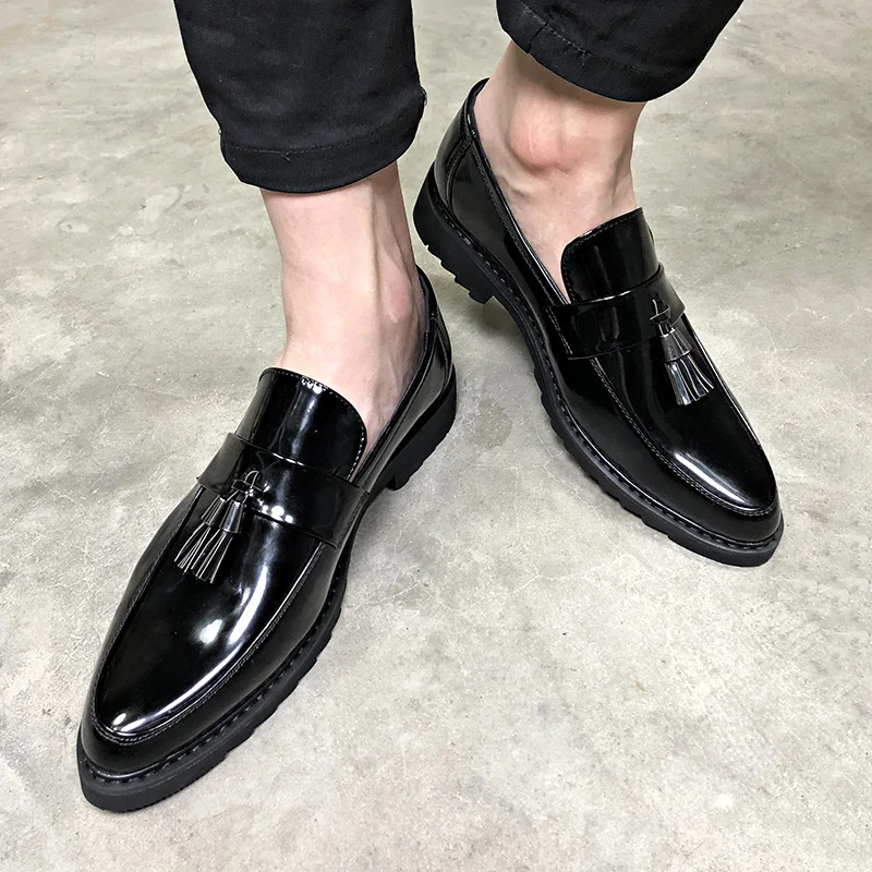 

mens fashion business wedding formal dresses patent leather tassels shoes slip-on oxfords shoe black breathable summer loafers