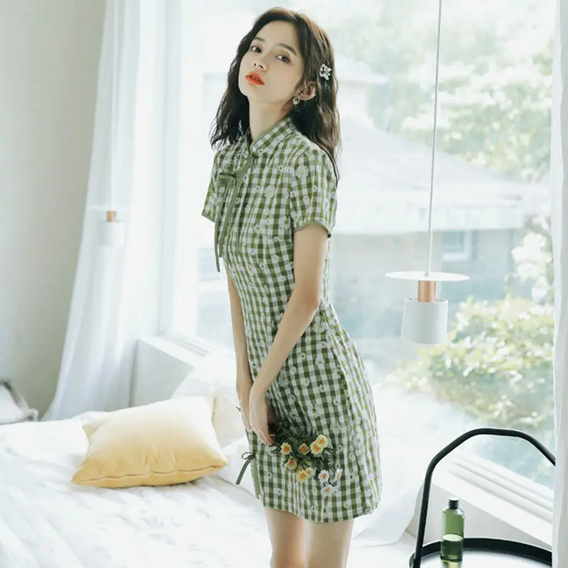 New Young Girl Summer Dress Elegant Plaid Cheongsam 2021 Retro Qipao Green Improved Modern Oriental Dress