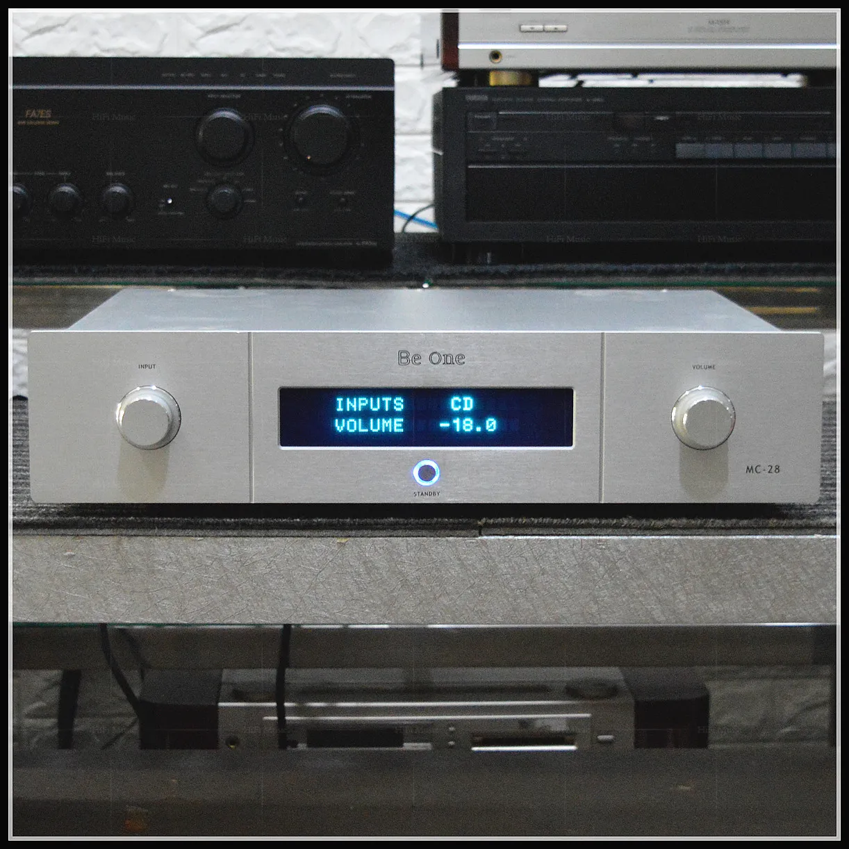 

50W*2 Be one MC-28 Fever hifi high-fidelity pre-amplifier pure pre-amp , frequency response: 5Hz- -50Hz, distortion: ≤0.01%