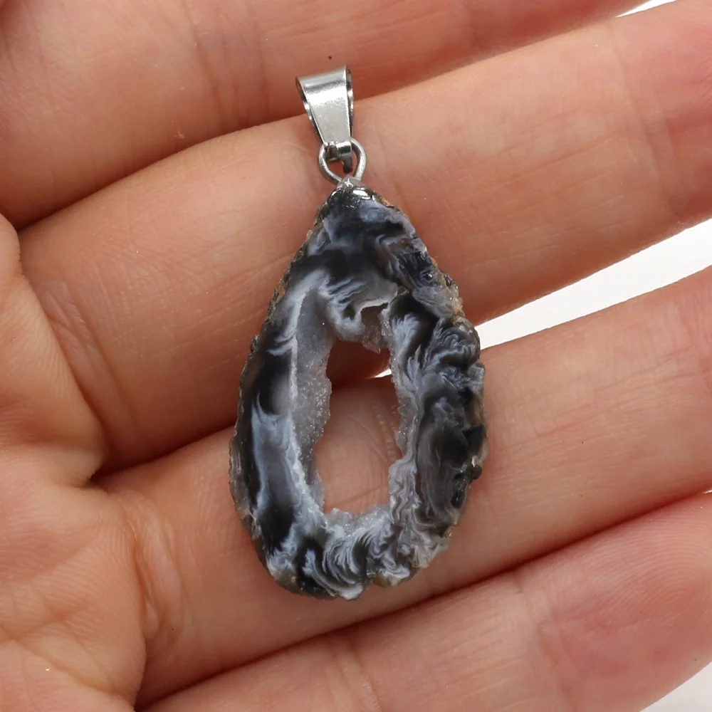 Natural Druzy Agates Necklace Pendant Irregular Shape Natural Stone Pendant for Jewelry Making DIY Necklace Size 25-40mm