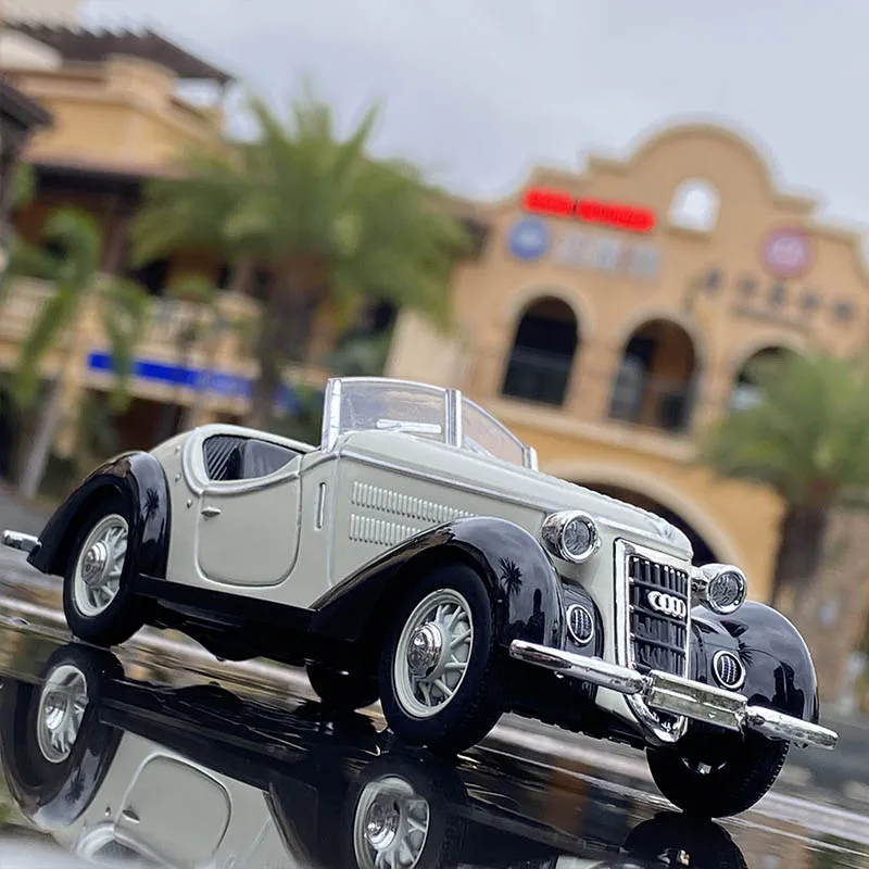 1:32 AUDI WANDERER W25K Classic Alloy Open Car Model Diecasts