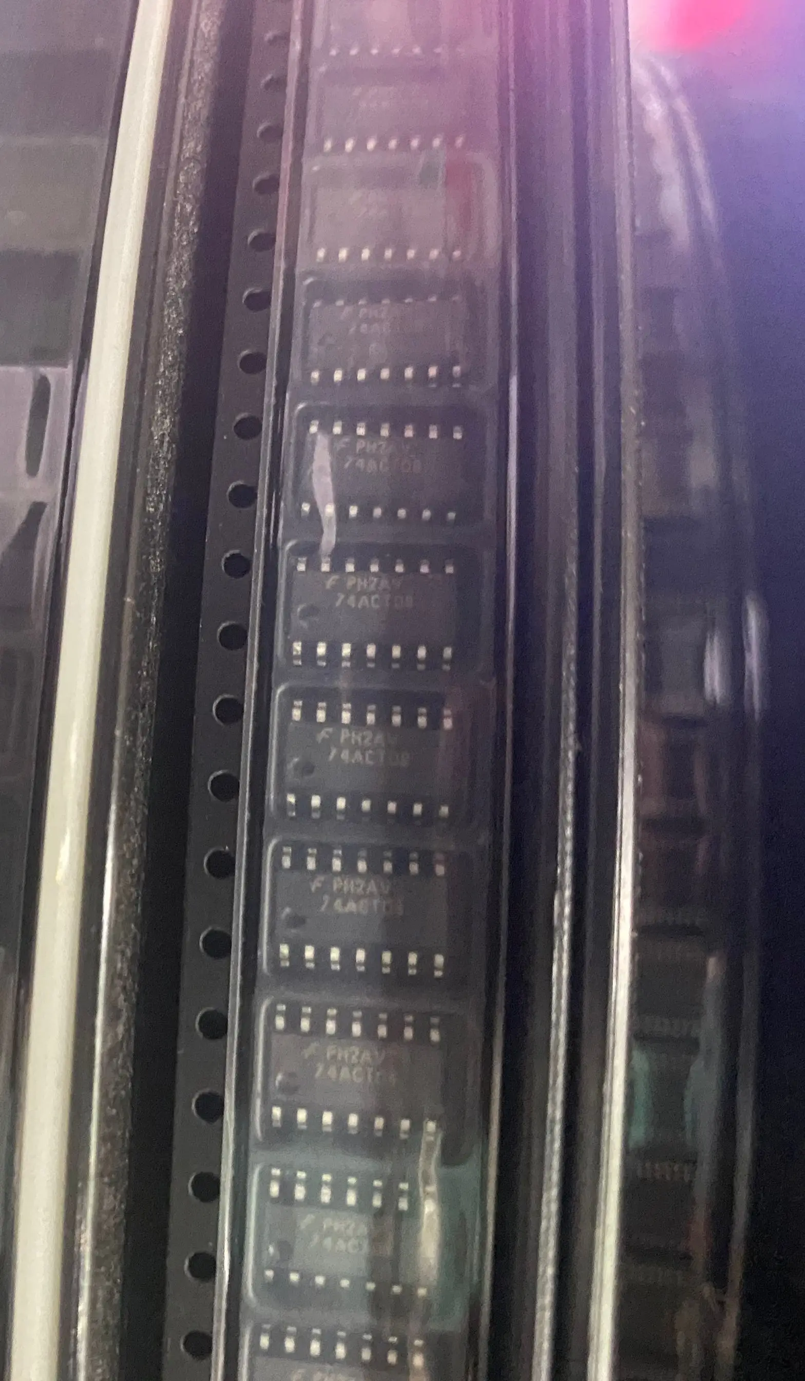 50ピース/ロットSN74ACT08DR 74ACT08 ACT08 SOP14チップブランドの新オリジナル送料無料