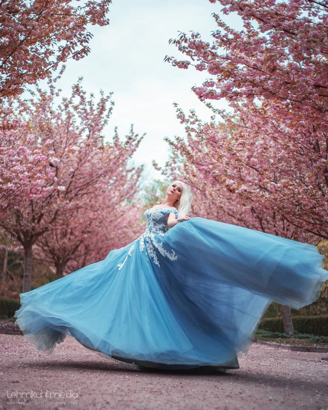 Abito da sera blu abito in pizzo con spalle scoperte abiti da ballo in Tulle con treno abito a trapezio per abito da principessa fata servizio fotografico