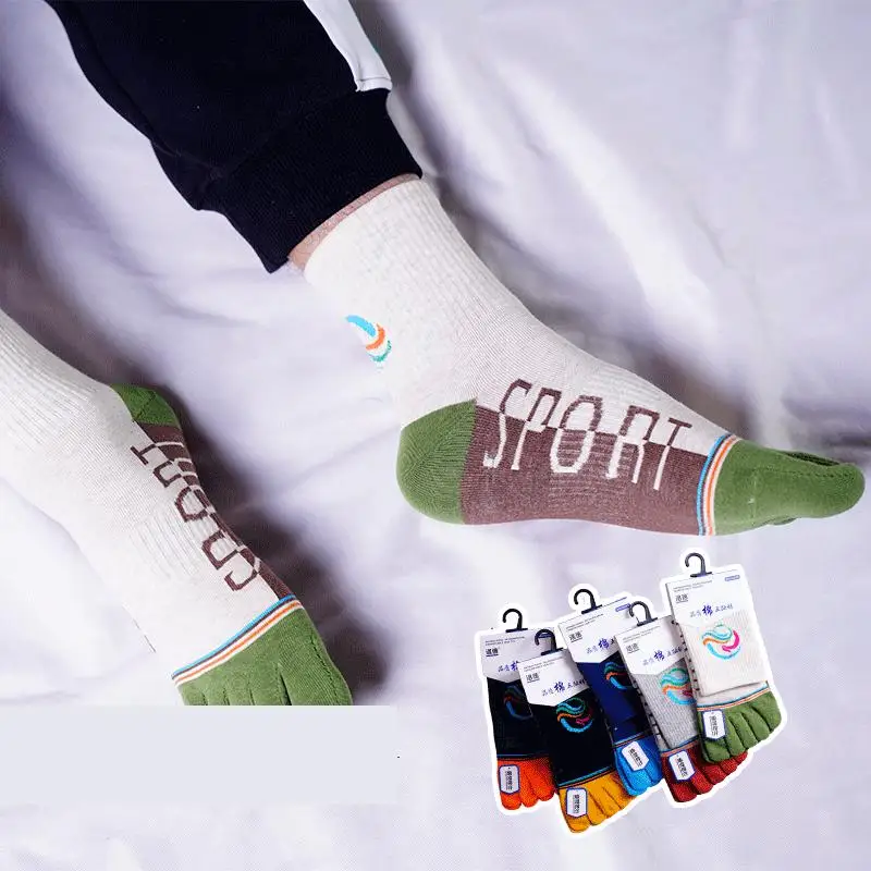 

5 Pairs Men Letter Five Finger Socks College Style Male Cotton Sports Adult 5 Toe Socks Cartoon Animation Novelty Socks