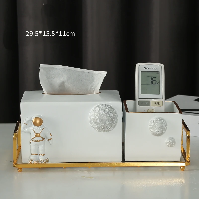 Modern Tissue Box Astronaut Pumping Creative Home Room  Table Fashion Decoration  Science Ornaments for Children Friend Gift