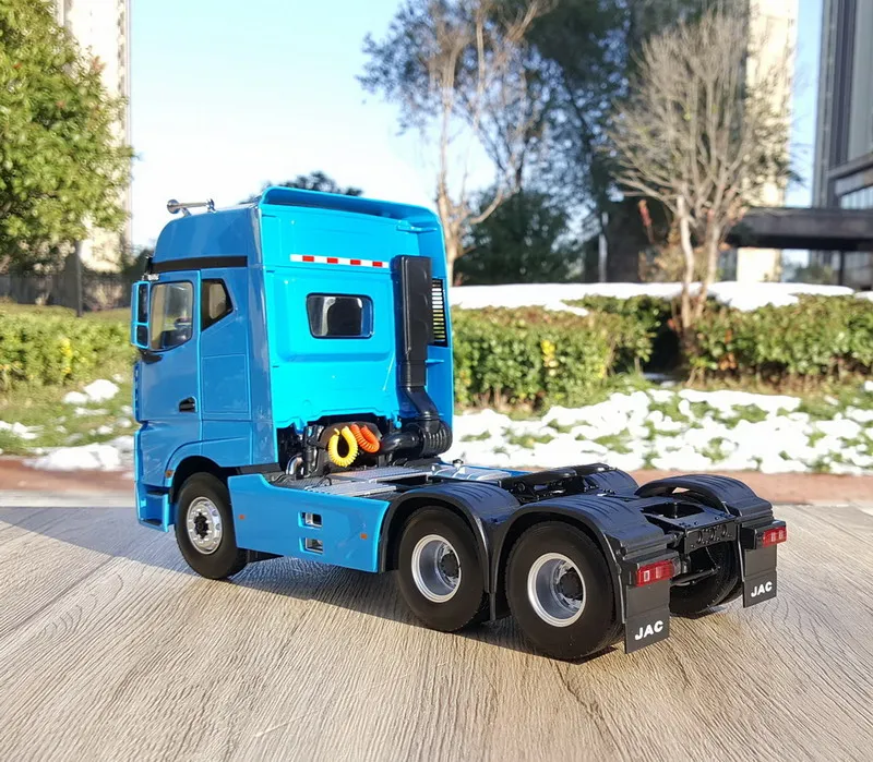 Exquisite,Collectible Alloy Model Gift 1:24 Scale JAC GALLOP K7 Truck Tractor Trailer Vehicles DieCast Toy Model for Decoration