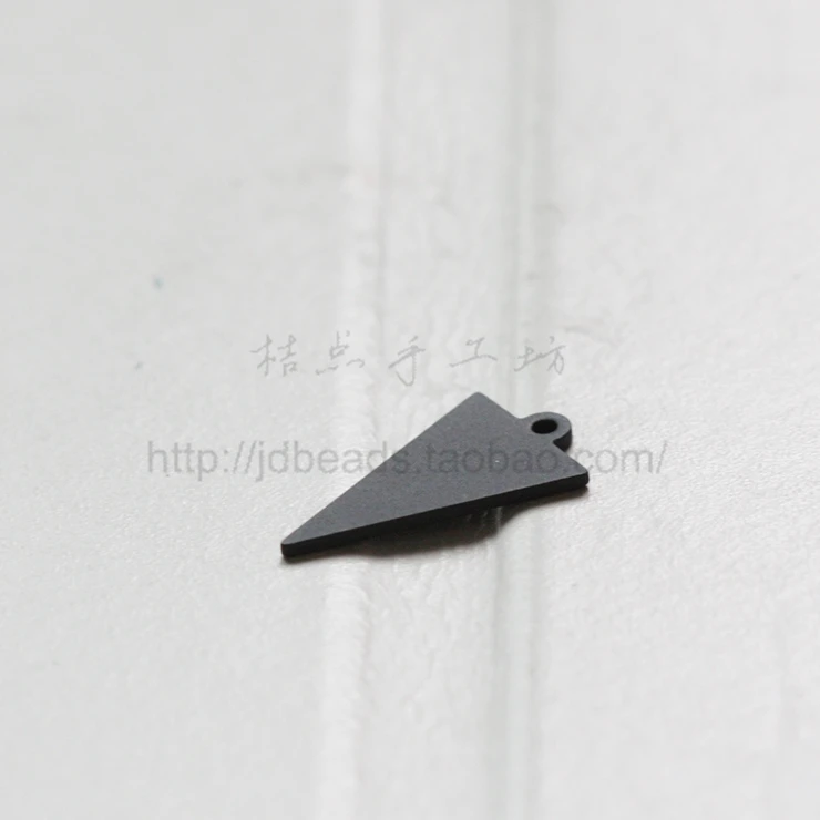 Solid Brass Triangle Charm - Geometry - 15.7x9mm (3079C)