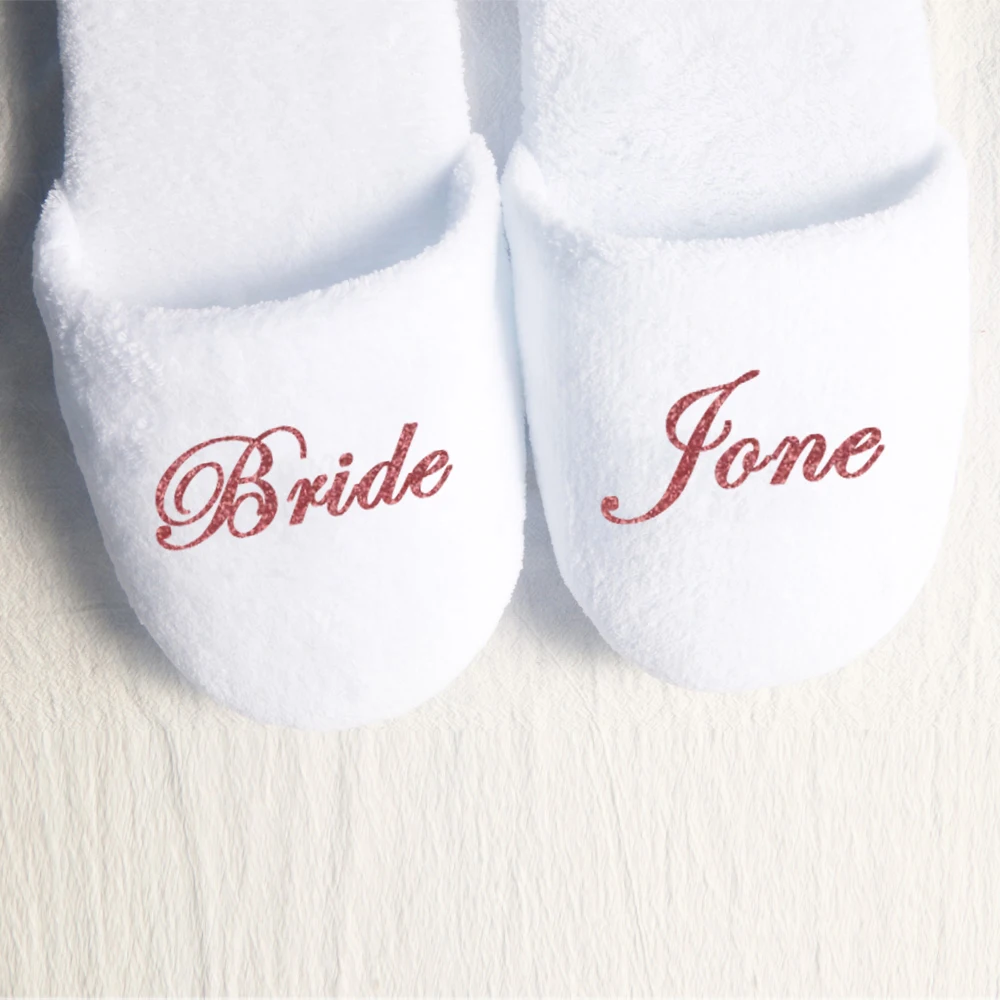 Pantofole personalizzate in corallo bianco da sposa, decorazione per damigelle d\'onore, pantofole comode da sposa, regali per addio al celibato