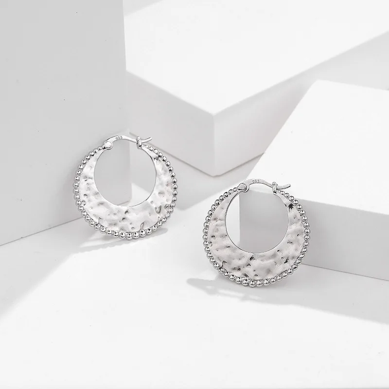 28mm 100%  925 Sterling silver Irregular Texture Circle & Beads Pattern Piercing Hoop Huggie earring Jewelry C-E2312