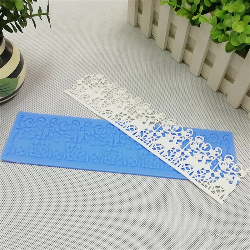 Aomily 26*7cm Snowflake Elk Wedding Cake Silicone Christmas Party Lace Fondant Mold Mousse Sugar Craft Icing Mat Pad Pastry Tool