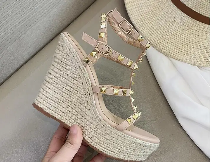 Girls Nude Green Cow Leather Rivets 12 CM Wedge Sandals Woman 4 CM Platform Narrow Bands Buckle Strap High Heel Sandals Shoes