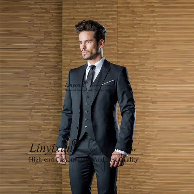 Handsome Charcoal Mens Wedding Suits Peaked Lapel Grooms Tuxedo 3 Pieces Sets Business Male Blazers Slim Fit Costume Homme