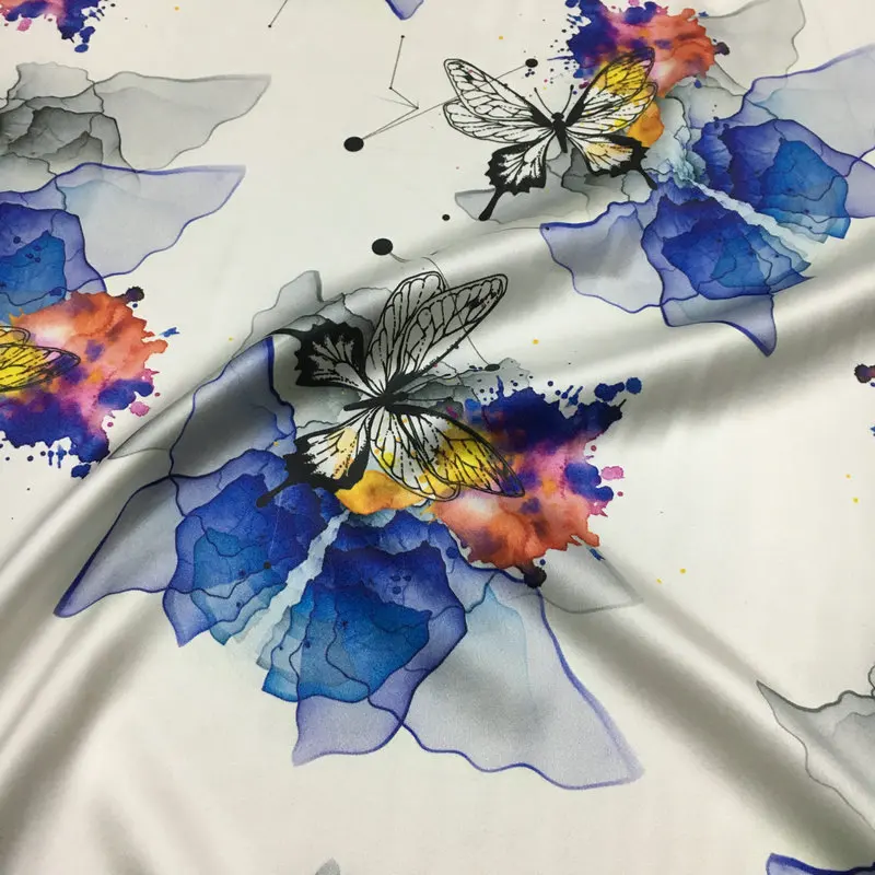 

Watercolor ink hand-painted swallowtail butterfly printing white background blues digital printing natural mulberry silk fabric